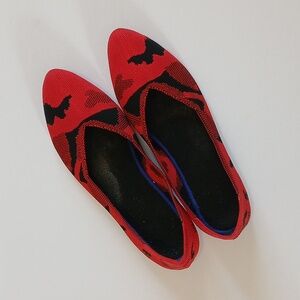 Striking Red Knit Pointed-Toe Women's Flats
